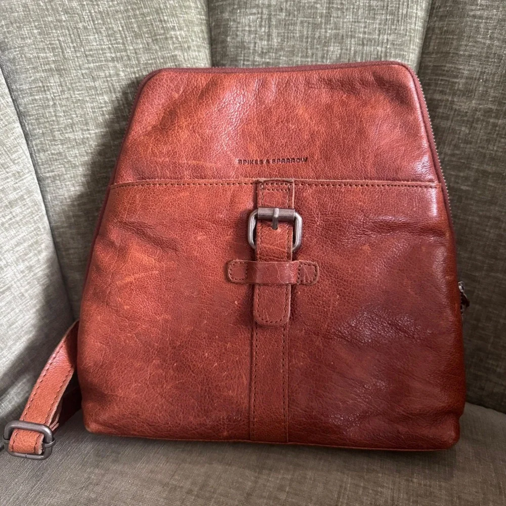 Spikes & Sparrow Leather Backpack Small Cognac Brown Brass Hardware Zip Pockets